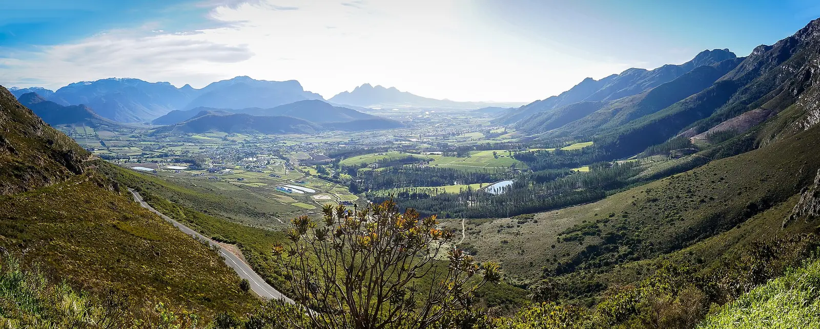 The Franschhoek Valley between mountains in the Cape Winelands
